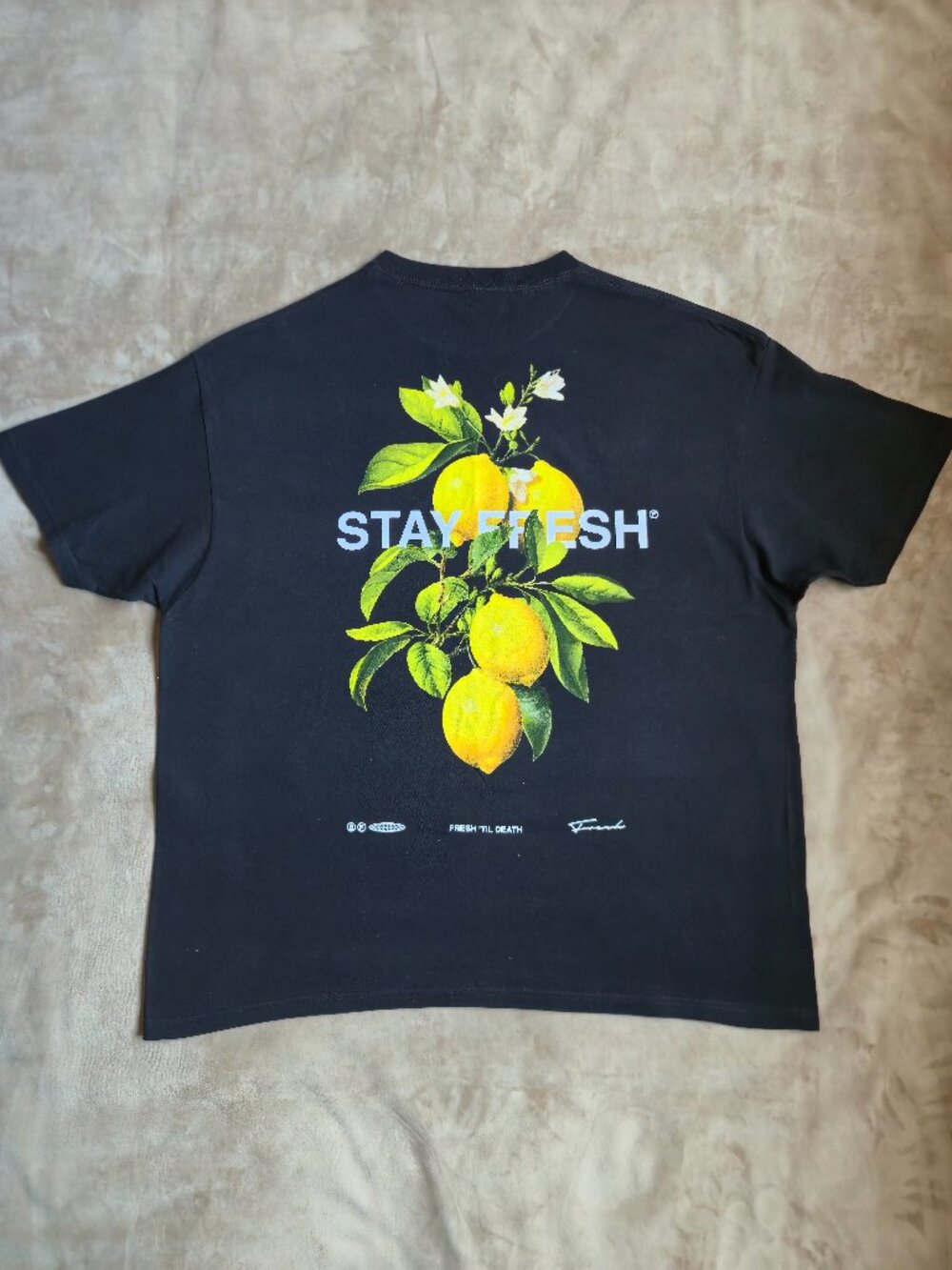 Fashion Nova Men Stay Fresh Lemon Botanical Graphic T-Shirt Washed Black 2XL